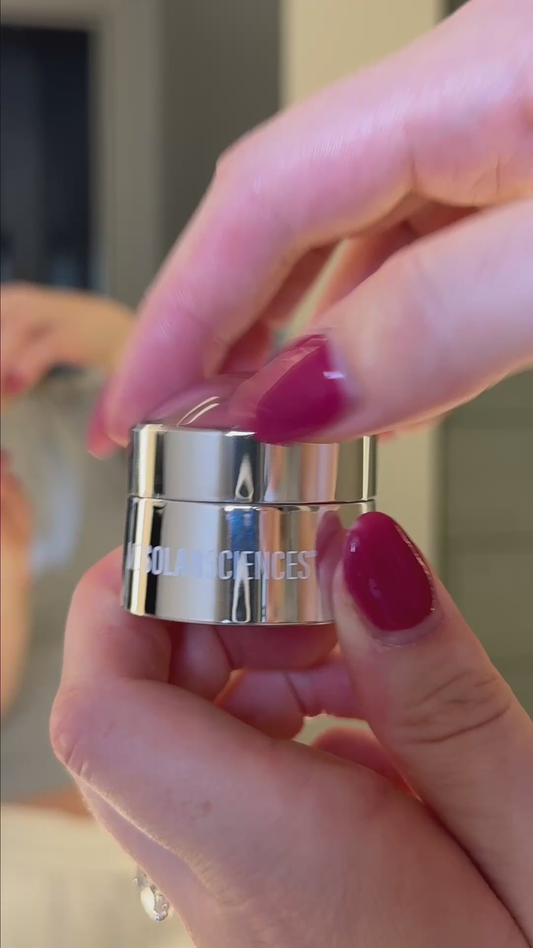 Load video: Cheek Crème SPF 30